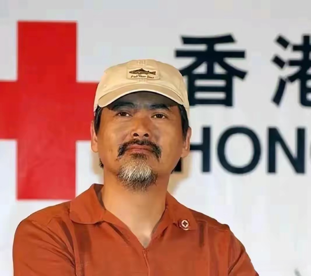 68岁的周润发,晚节不保,"香港之子"的完美人设竟然