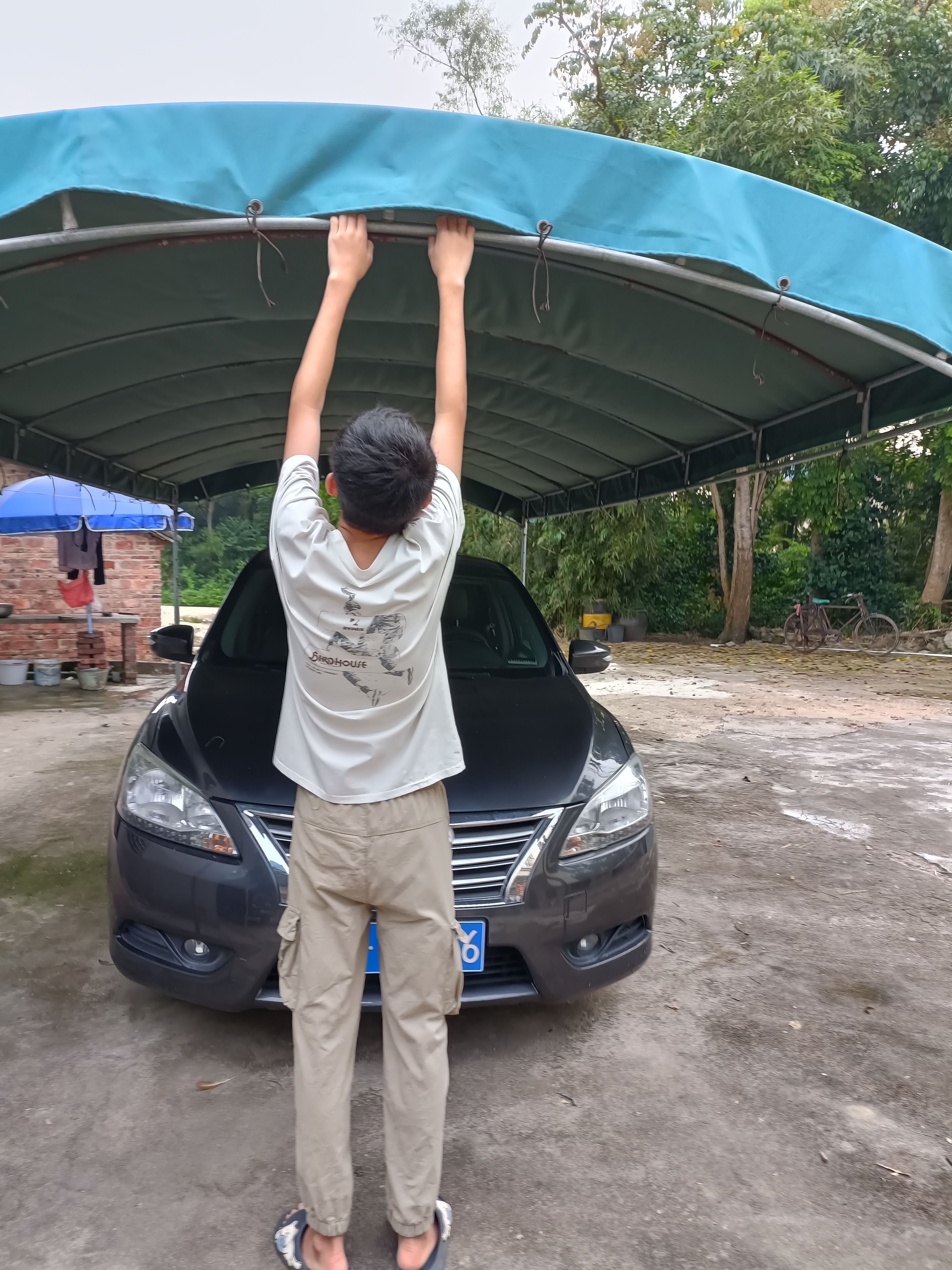 一个不听话不努力的儿子就能把两夫妻给累瘫