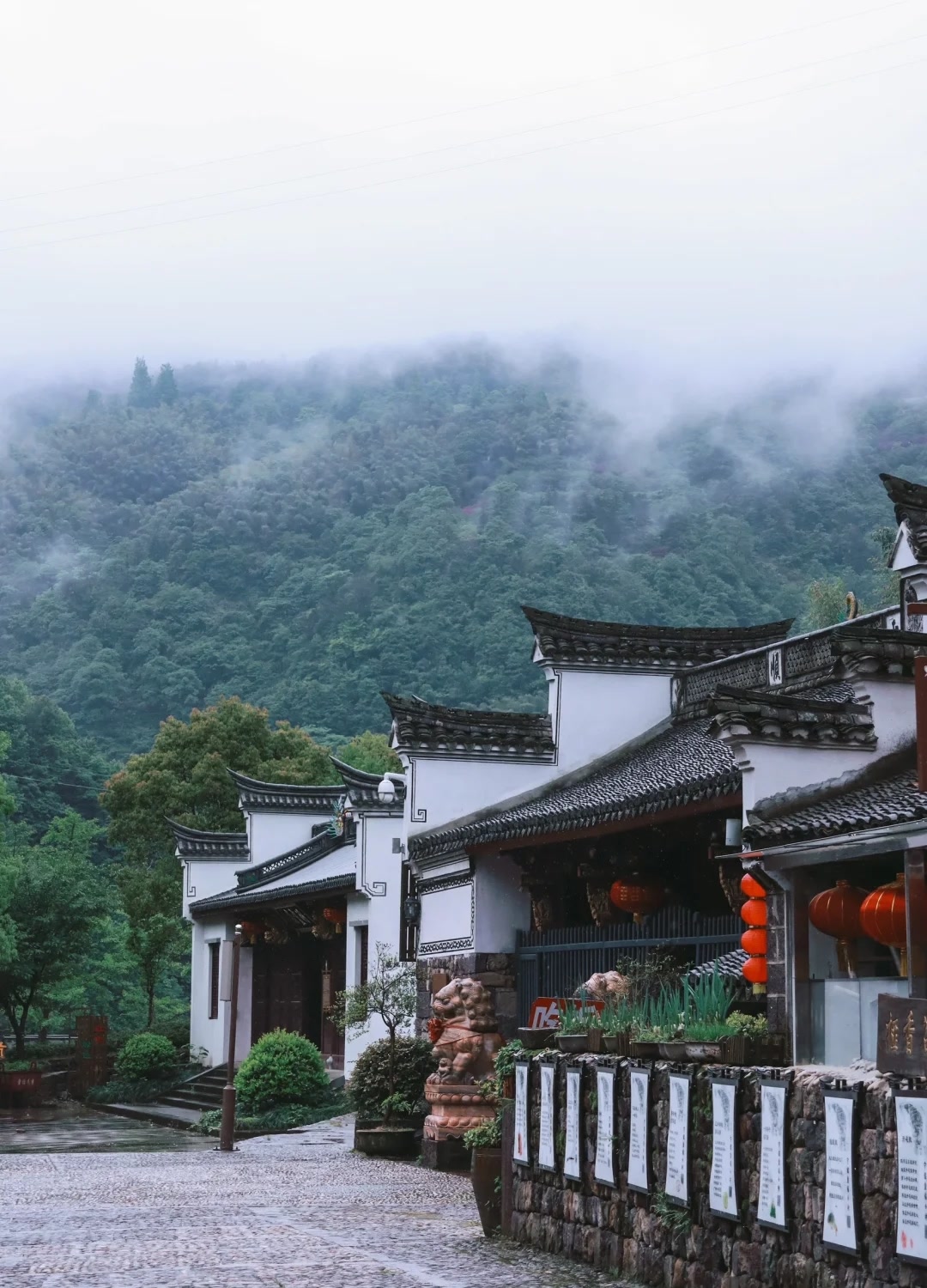 浙江宁波海曙李家坑村,一个充满诗情画意的原生态古村落,四面环山