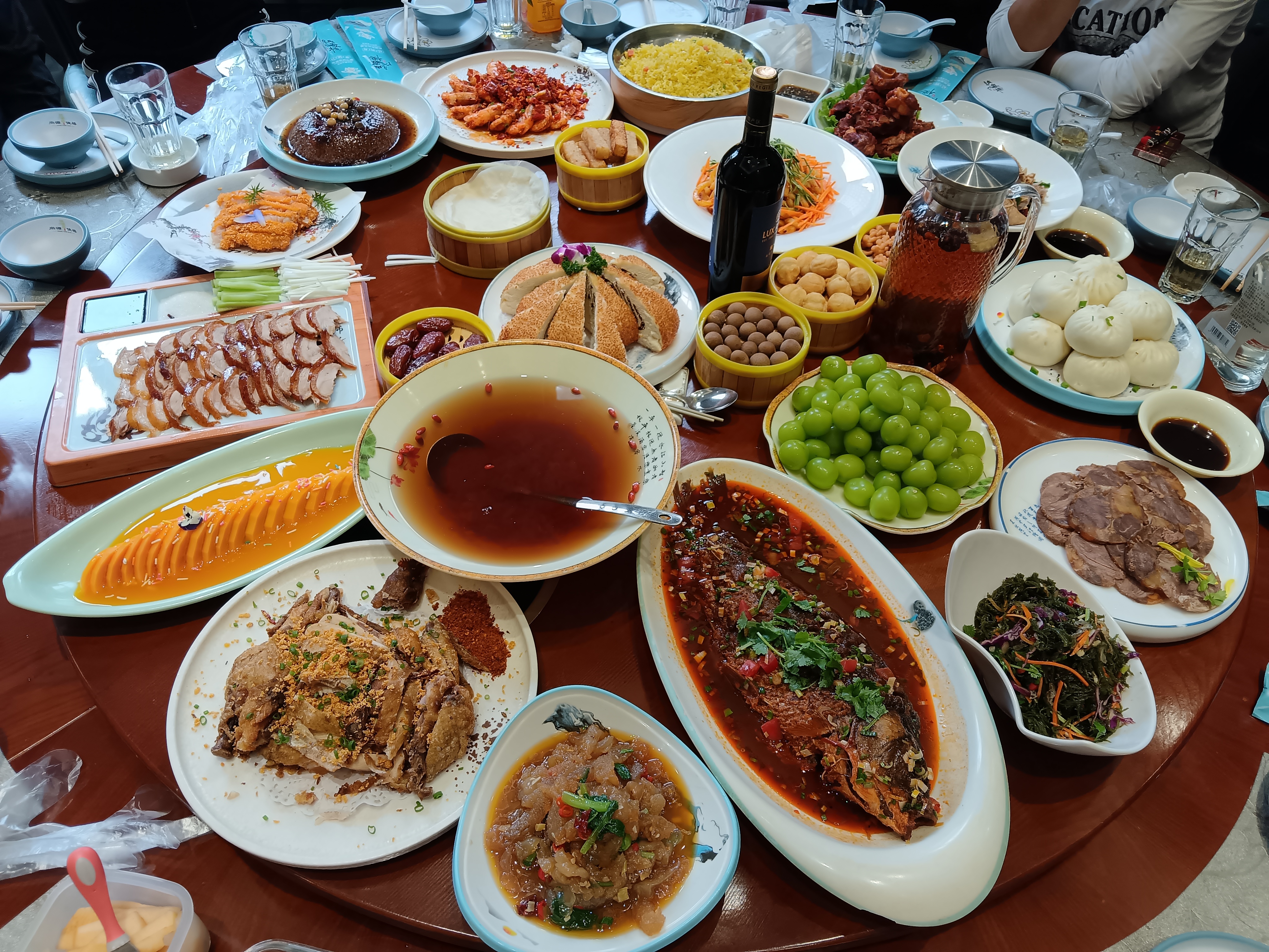 当一家人可以围坐一起 闲了聊聊家