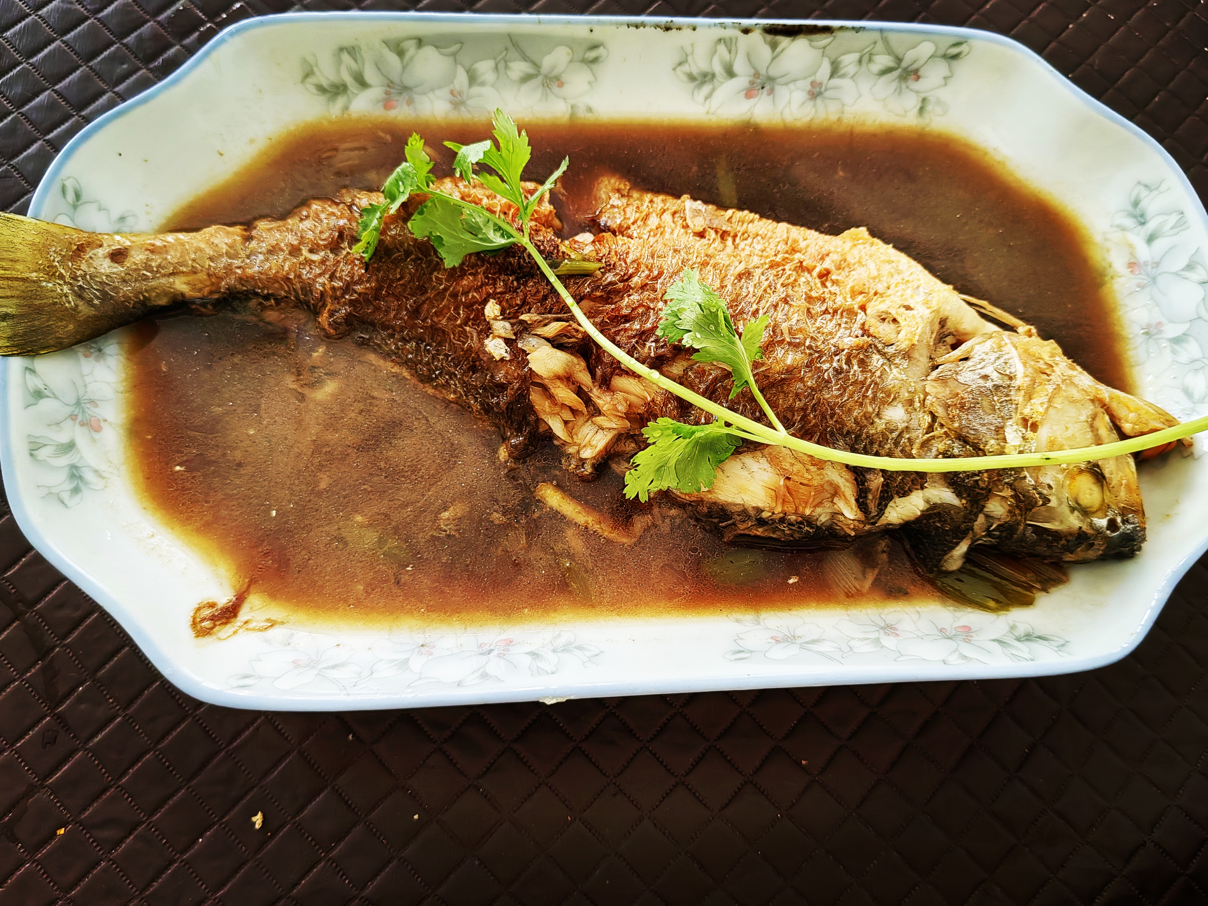 兄弟姐妹们,跨越千山万水,带着各自的故事与风尘仆