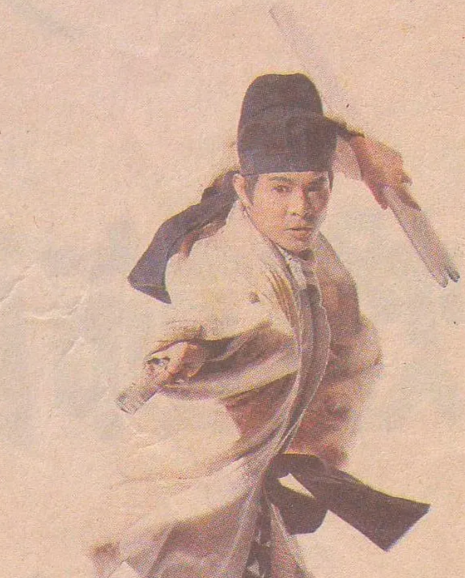 应该说,相比能打的李连杰,梁家辉才演出了更好的"周淮安"!