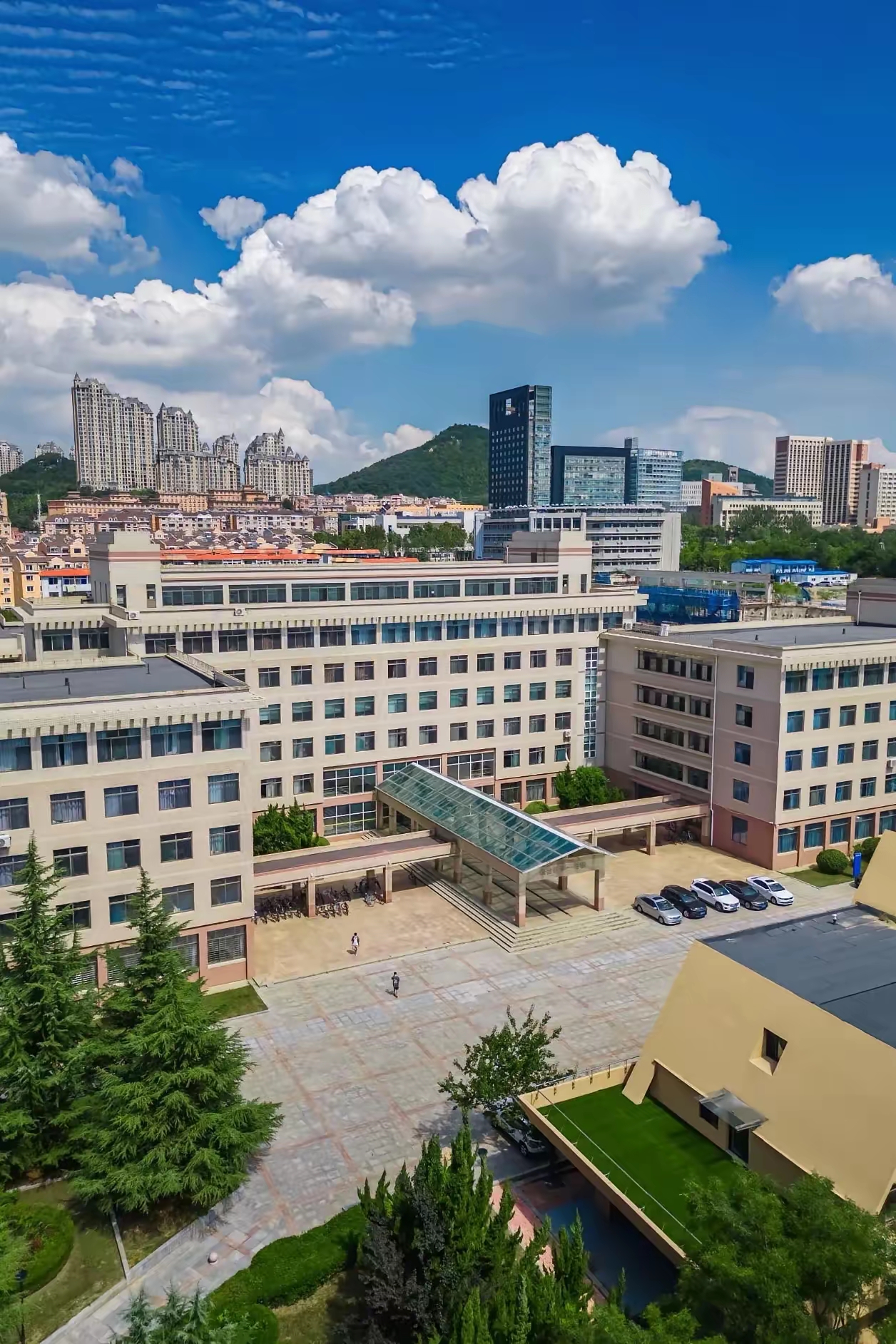 大连理工大学(大连理工大学校园门户)