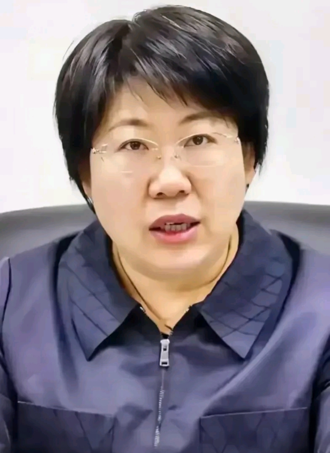 叶县县委书记文晓凡首次就"大学生果园被拆事件"公开