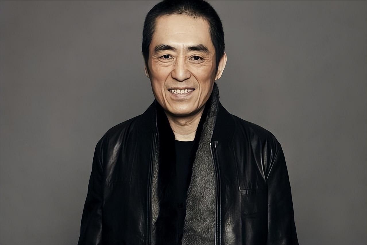 回顾19岁的陈婷,当初为啥愿意跟着49岁的张艺谋,还为他生儿育女