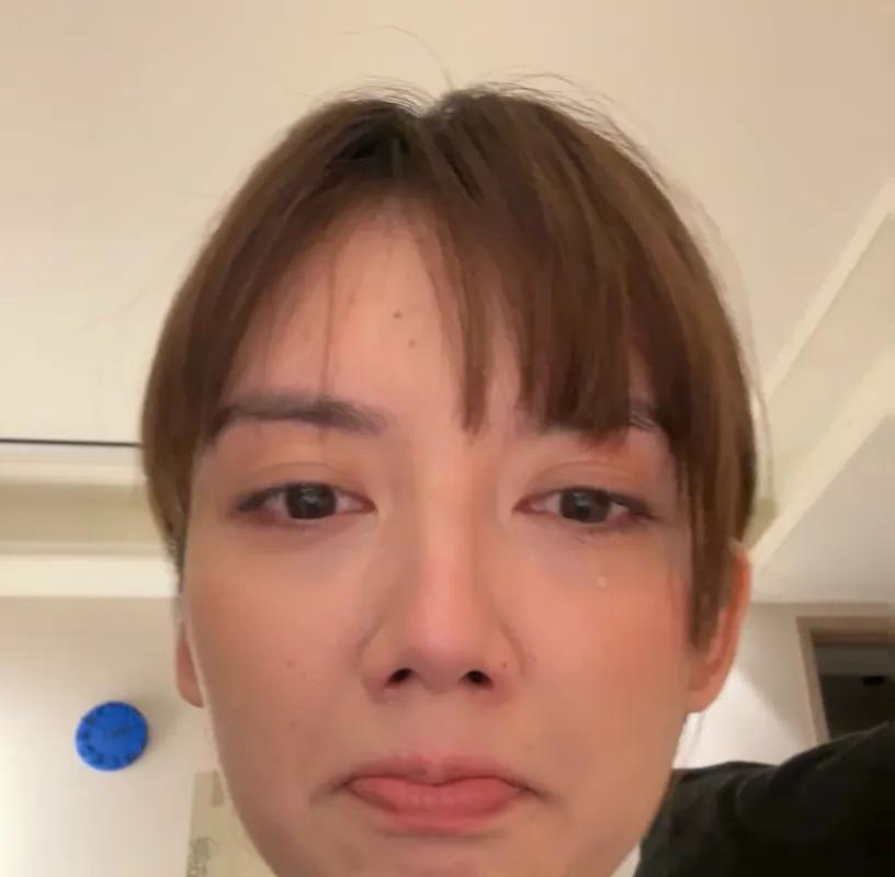 昨天我女儿家装修房子,需要将40袋水泥扛到5楼,可是没有电梯