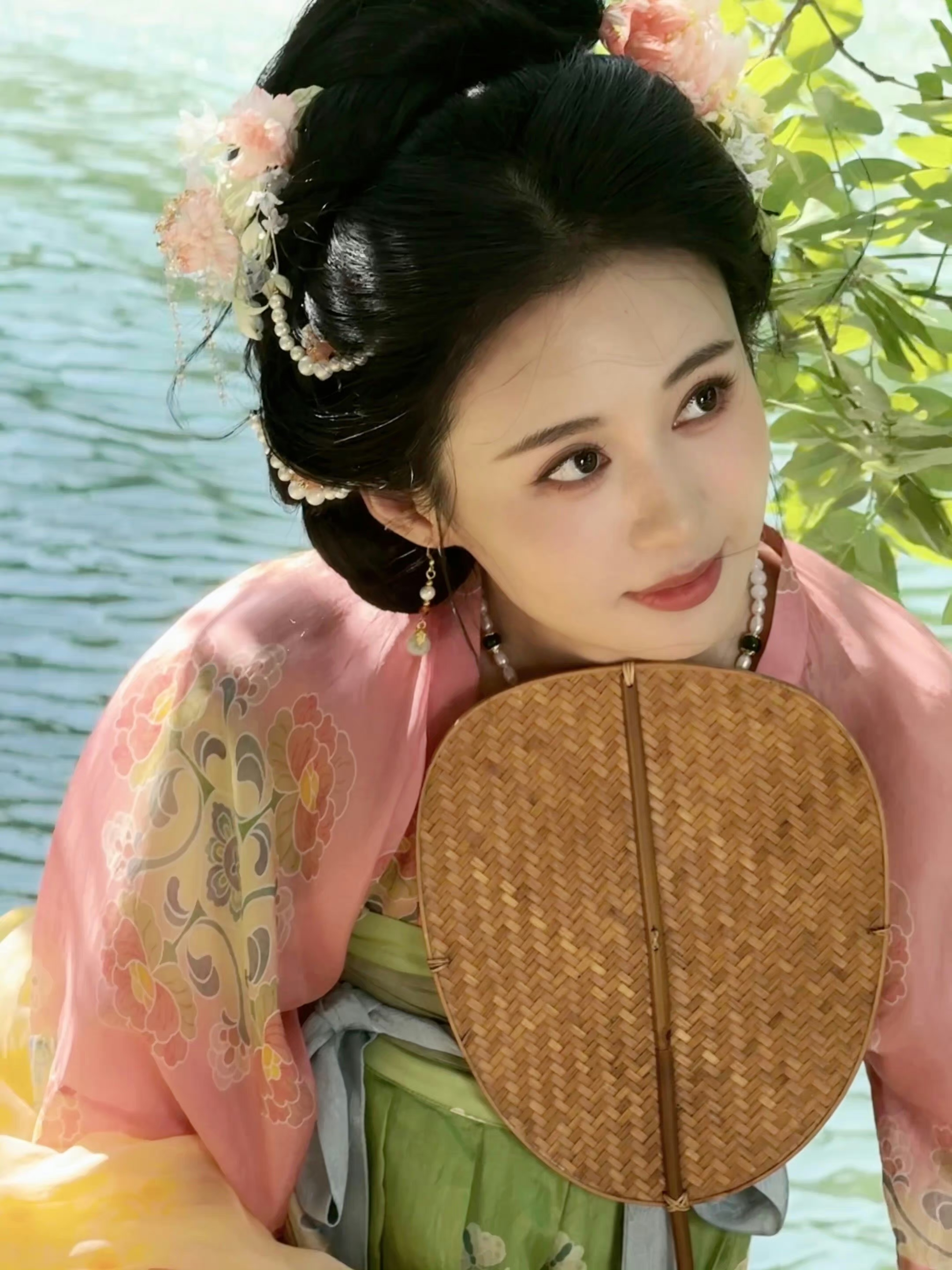 郑合惠子被誉为是新生代演员中的佼佼者之一!