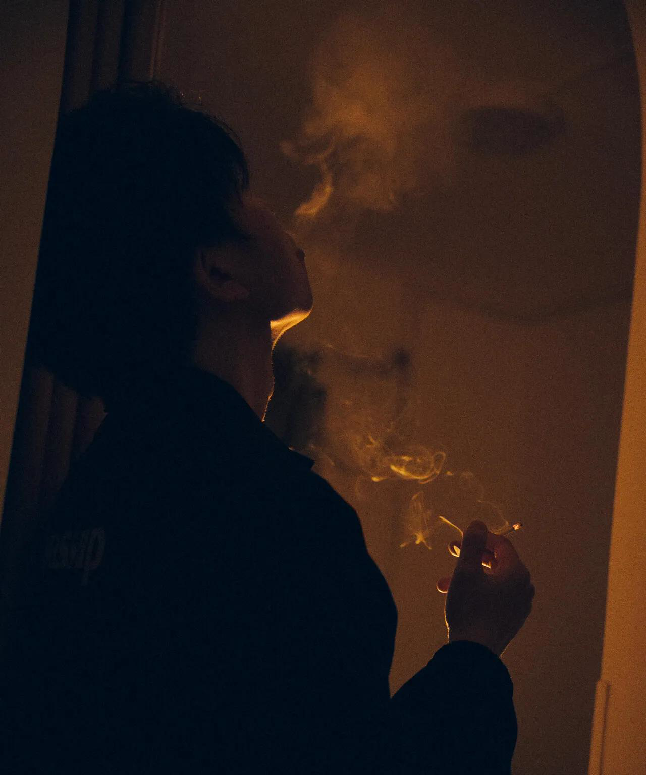 长年在外打工的老公回来了,正好是我的生理期,晚上