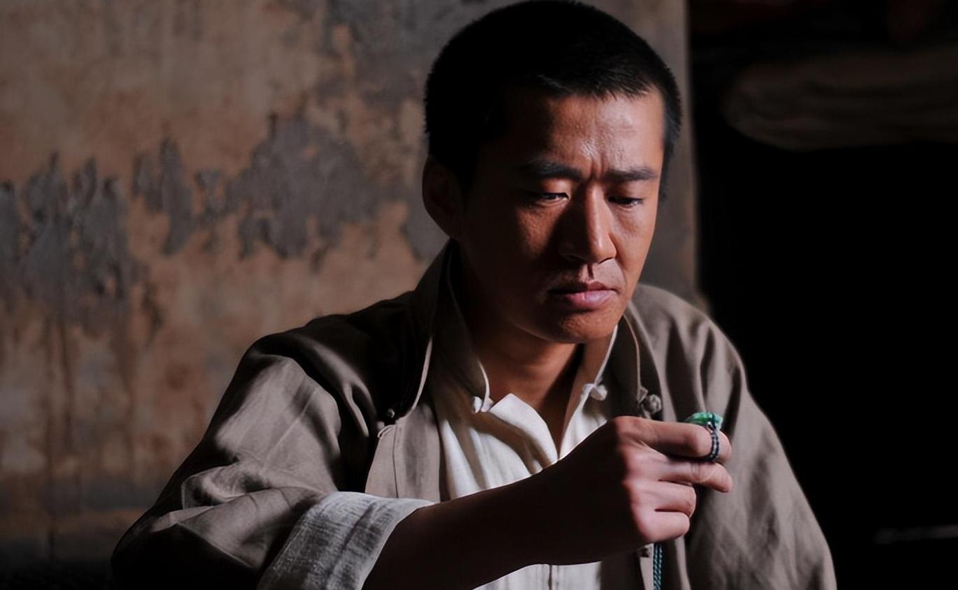 李嘉明回应婚礼收高额礼金!宴席战地记者有一半,可能走直播道路