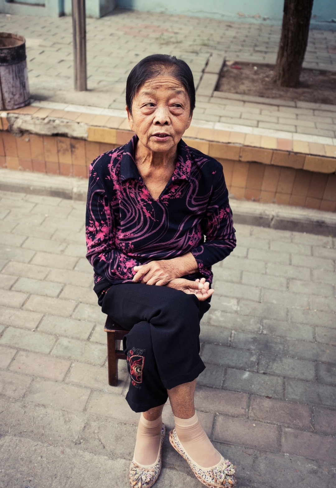 我大伯的首任老婆头发都被她扯掉了,娘家人赶来把她接走并离了婚