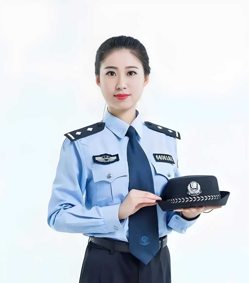 答案:7位  2,劳教警察,警号由几位数字组成?