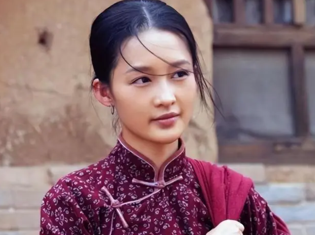 34岁李沁至今未婚?看完《白鹿原》她饰演的田小娥,也就释然了!