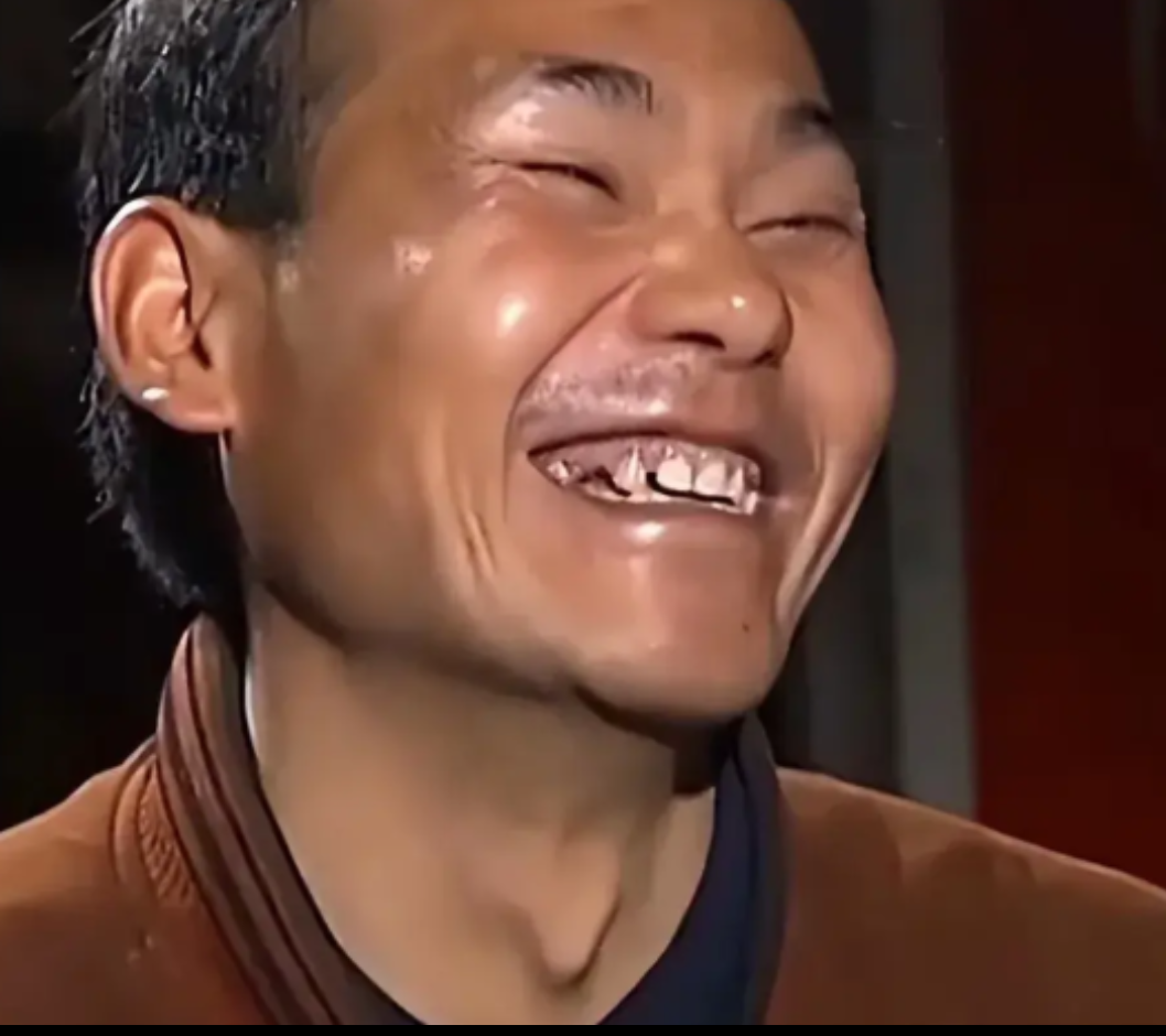 2012年,教书22年的乡村老师,在亲吻患病的妻子后,离开了家,谁料,不幸