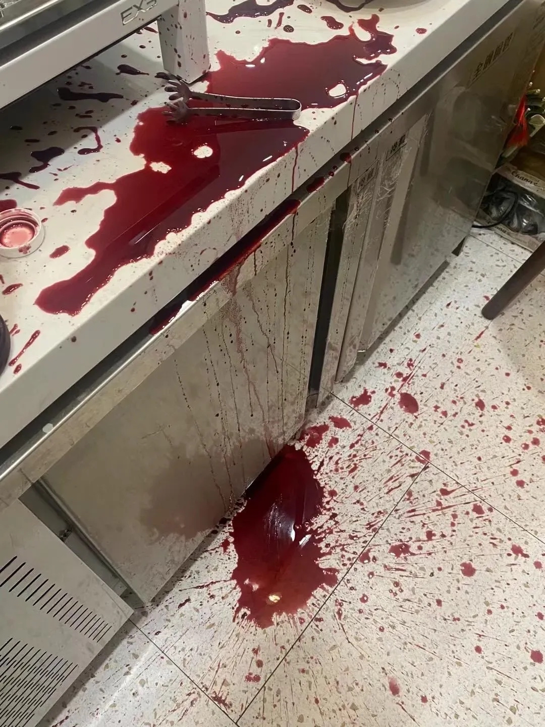 四川,一女子因沉迷 赌博 ,向一男子借款8万元,但不幸输掉了全部借款