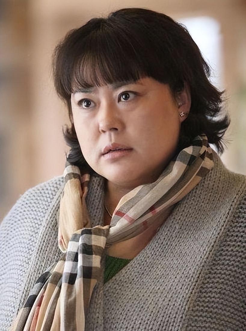 小时候的她就是个小胖妞