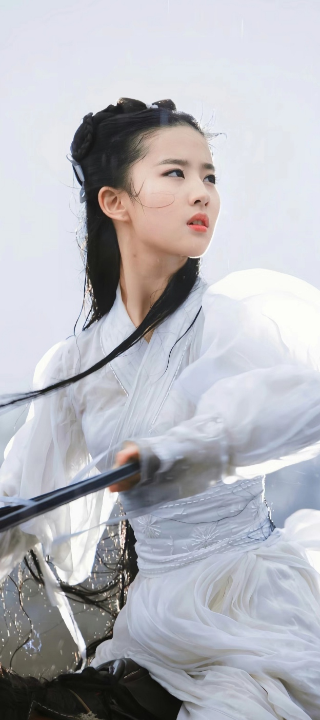 不食人间烟火的清冷气质让她美的就像一幅画  《神