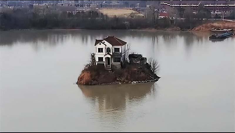 回顾:浙江湖州一"钉子户",坚守30年拆,后成为湖心孤岛羡煞旁人