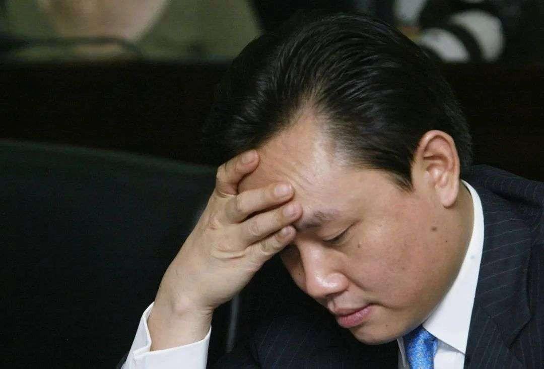 回顾:前中国首富黄光裕入狱11年,银行账户仍有225亿,出狱现状如何
