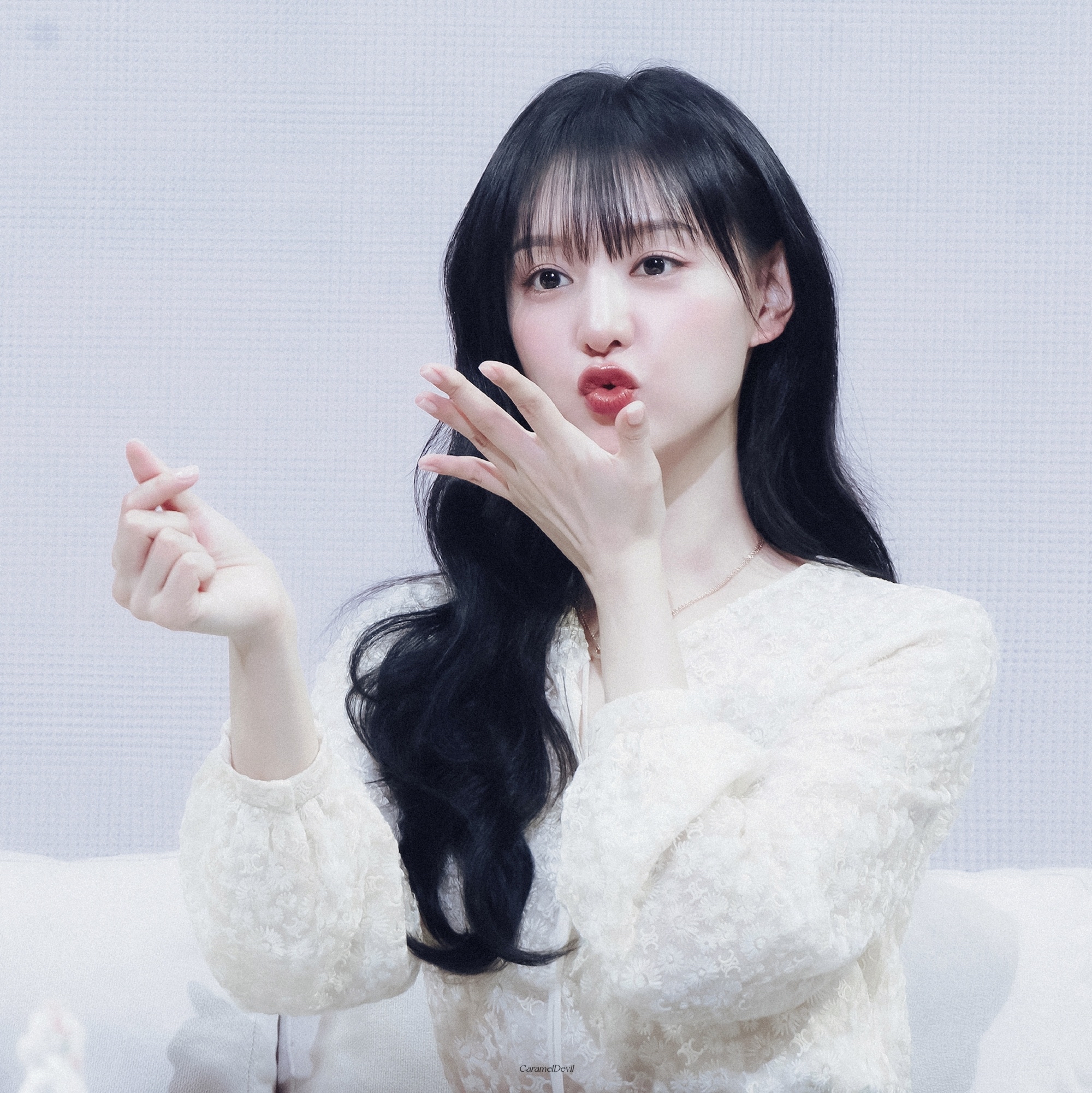 金智媛可爱的头像来啦,韩国女演员金智媛实在是太卡哇伊了呢～#金智媛