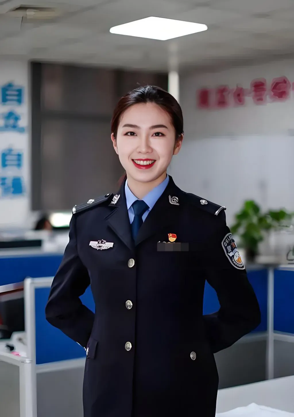 霸气女警图片女警照片中国美女警花重庆女警察美女警花照片女公安干警