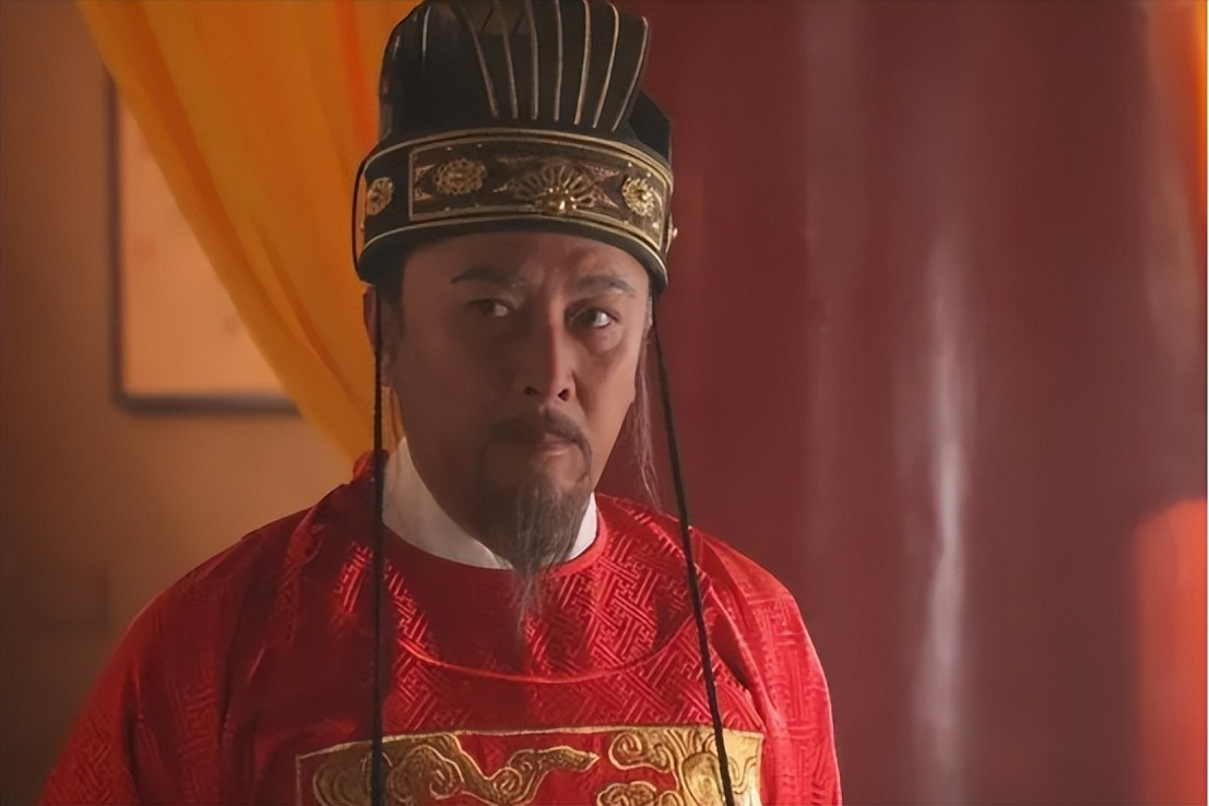 做事不要有妇人之仁,看张居正的问路斩樵,跟他学学如何对待小人