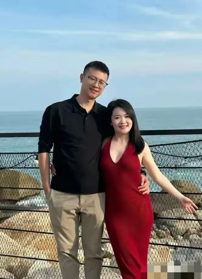 万了任思媛和丈夫合照柴长安女婿柴长安简历雷绍业妻子柴长安几个老婆