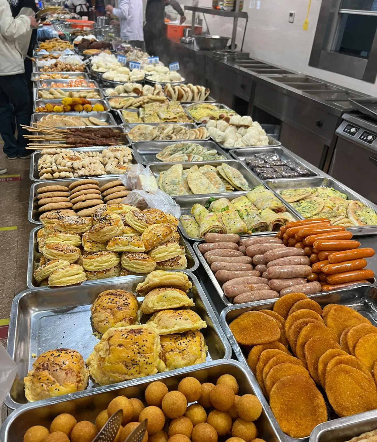 我们学校的食堂早餐,大家觉得怎么样?