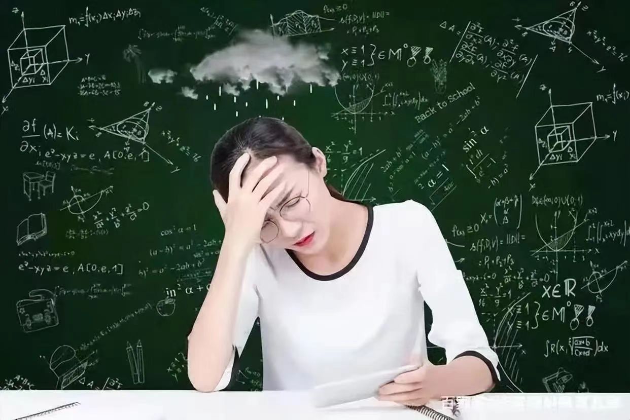 莫让教育沦为权力与利益的奴隶