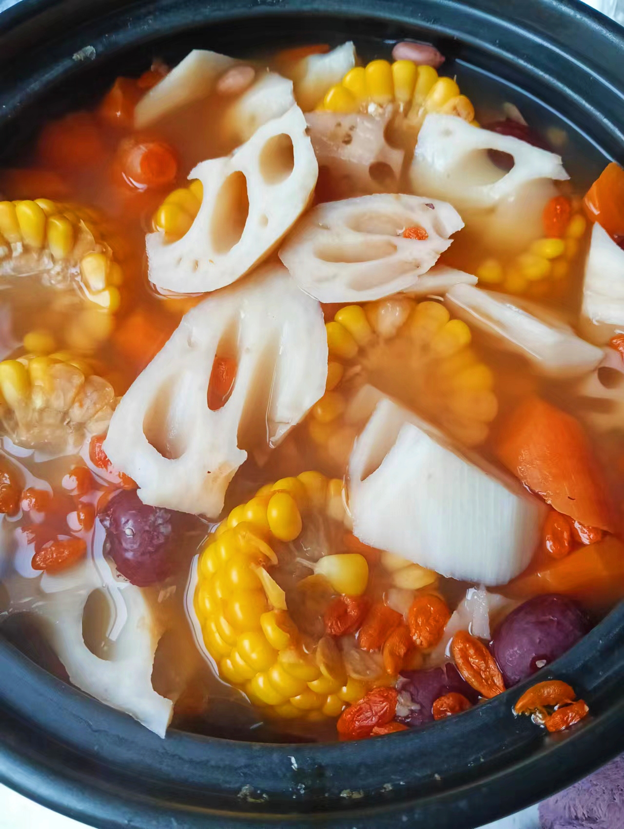 减脂期晚餐最喜欢这个莲藕玉米汤饱腹感那可是杠杠