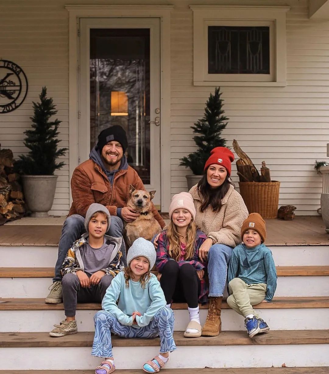 她为一家六口慢慢营造的家,当复古遇见现代后,幸福生活触手可及