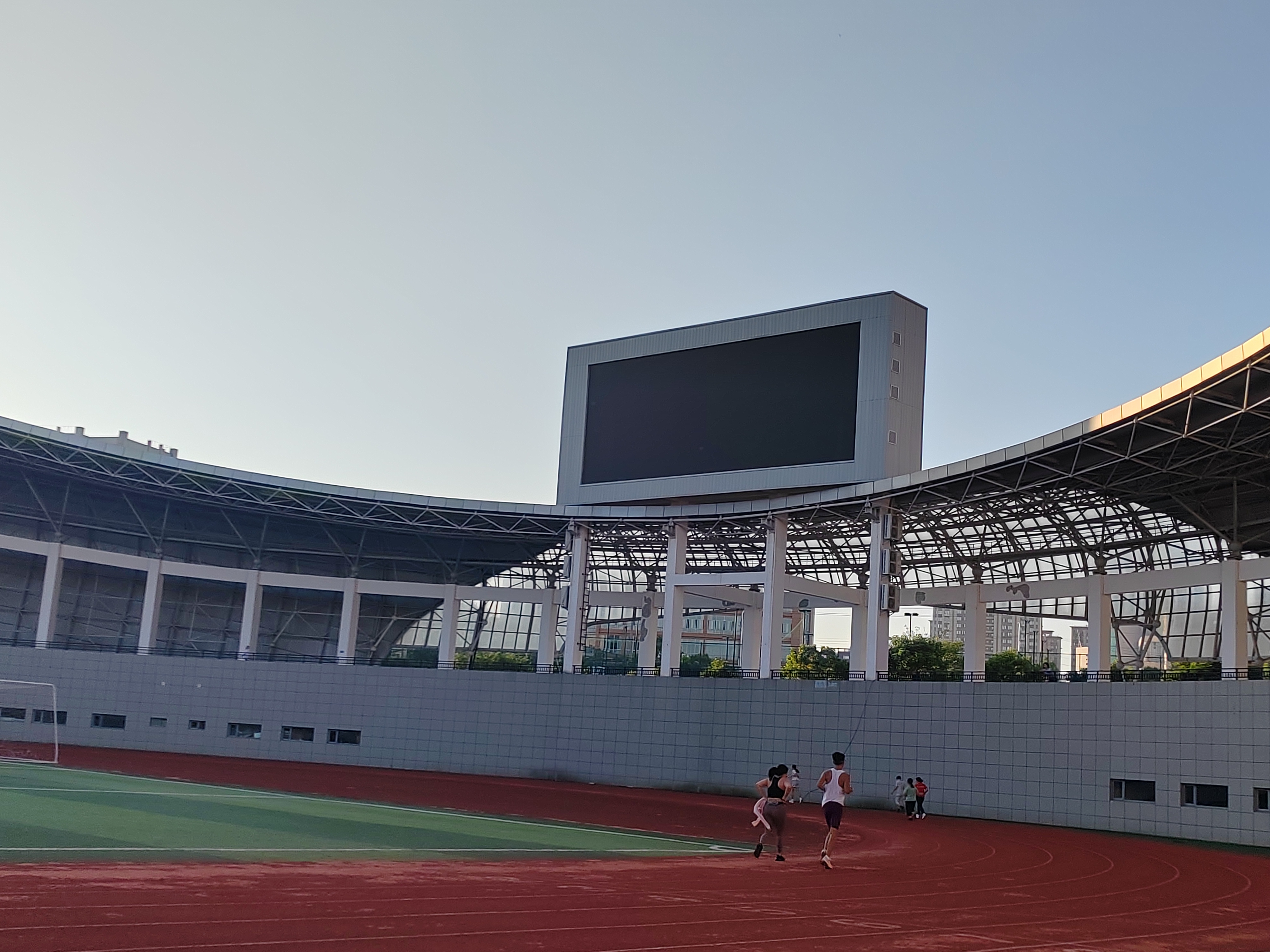 动态连更挑战# 11公里晨跑打卡完成 9 月的最后