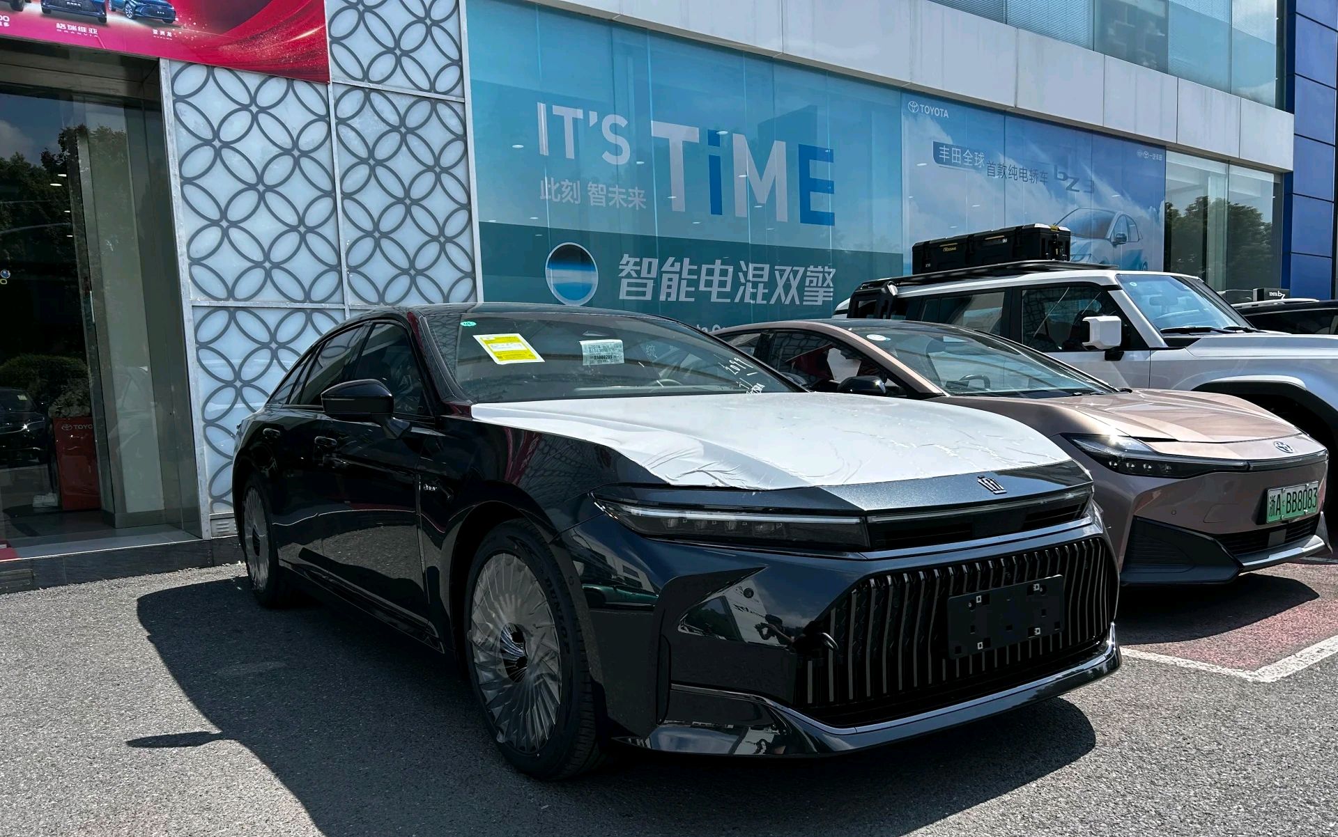 全新丰田皇冠轿车:重塑经典,引领未来