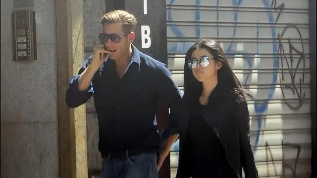 法拉利总裁埃尔坎与朱珠恋爱半年后移情他人,朱珠先把他踢出局