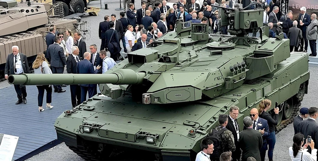 装备了一个尖端的装甲保护系统,被认为包含了最新一代的多层装甲