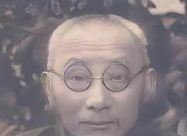 就在他们吃着的时候,陶锡三突然听到求救声,一看发现,自己的女儿正在