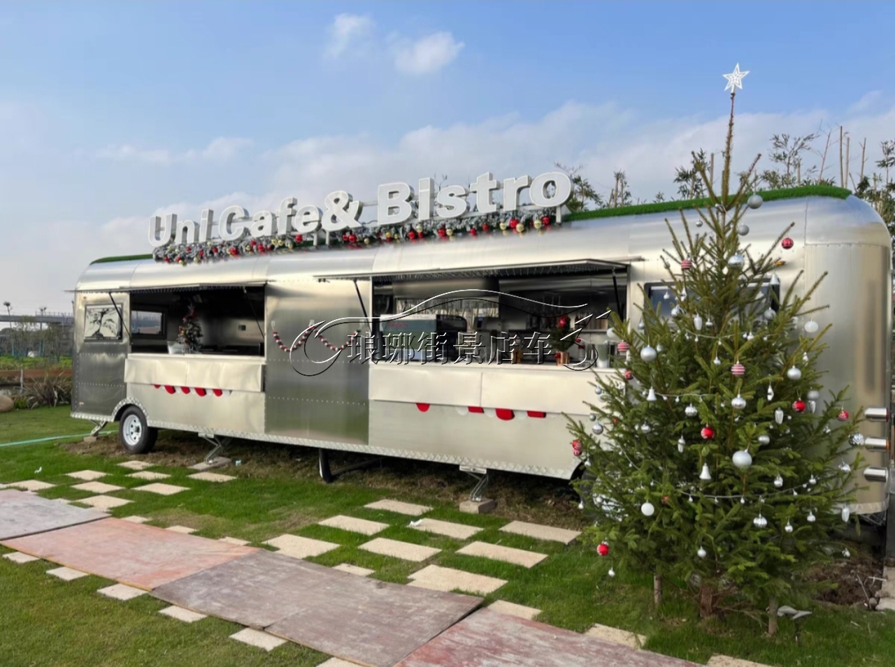 十米长不锈钢营地售卖车