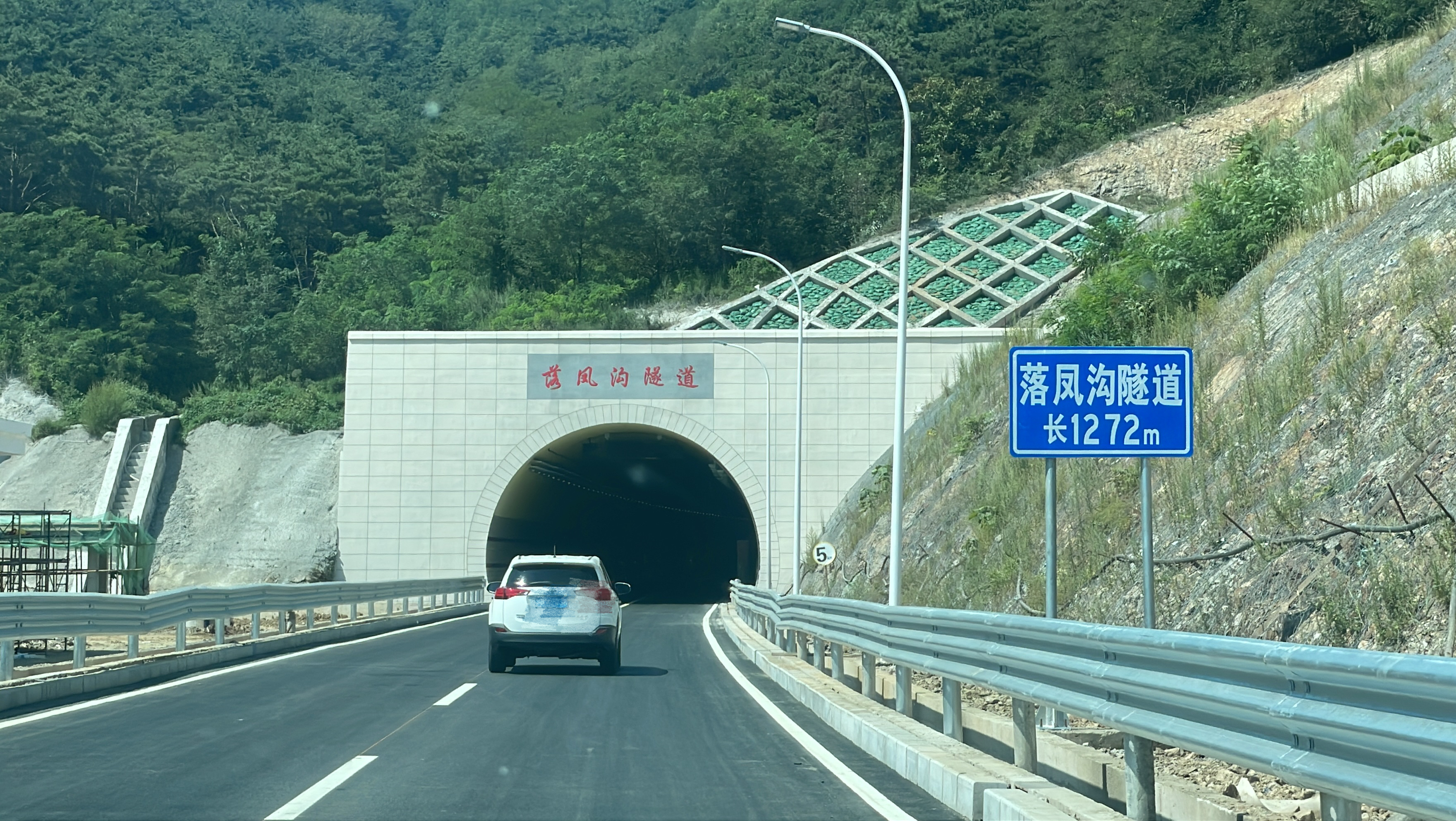 大连至旅顺中部通道全线通车 看看8座隧道都叫啥名