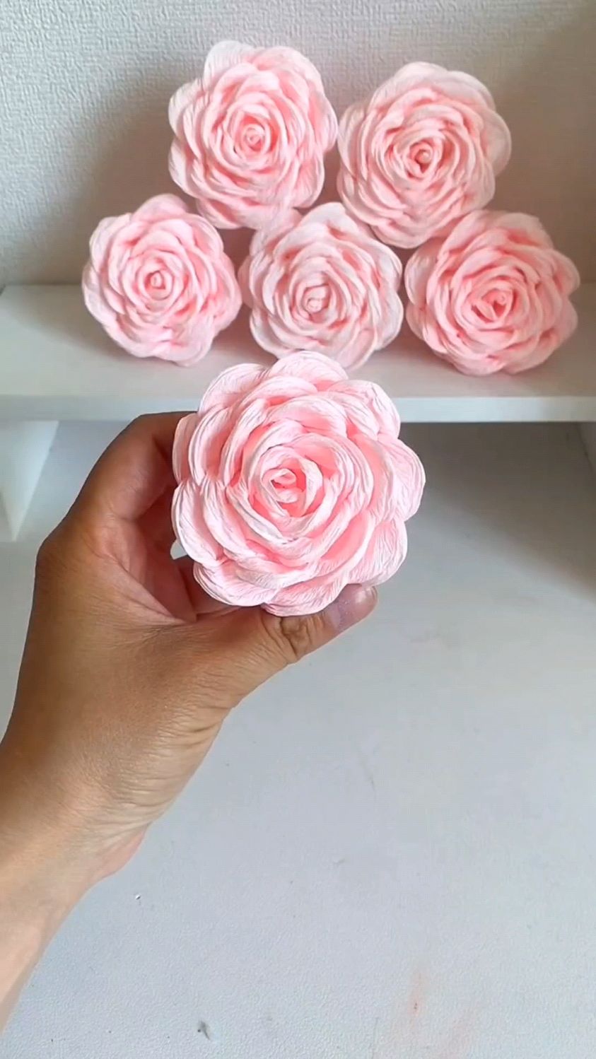 纸巾折漂亮的玫瑰花