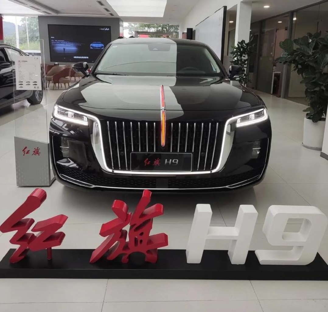 红旗 h9,一款集尊贵,豪华与卓越性能于一身的国产旗舰轿车,宛如一颗