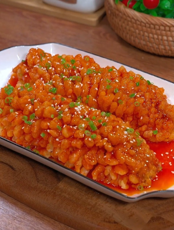 想吃松鼠鱼自己在家就能做,做法简单,酸酸甜甜,小孩爱吃