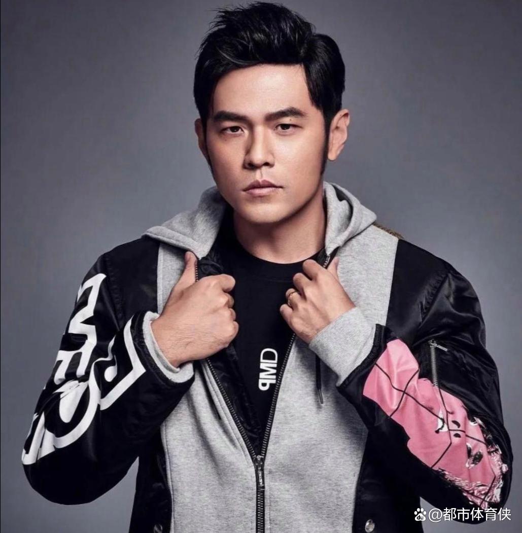 百事出2000万找周杰伦续约,周杰伦拒绝,转身签约4000万代言的雪碧