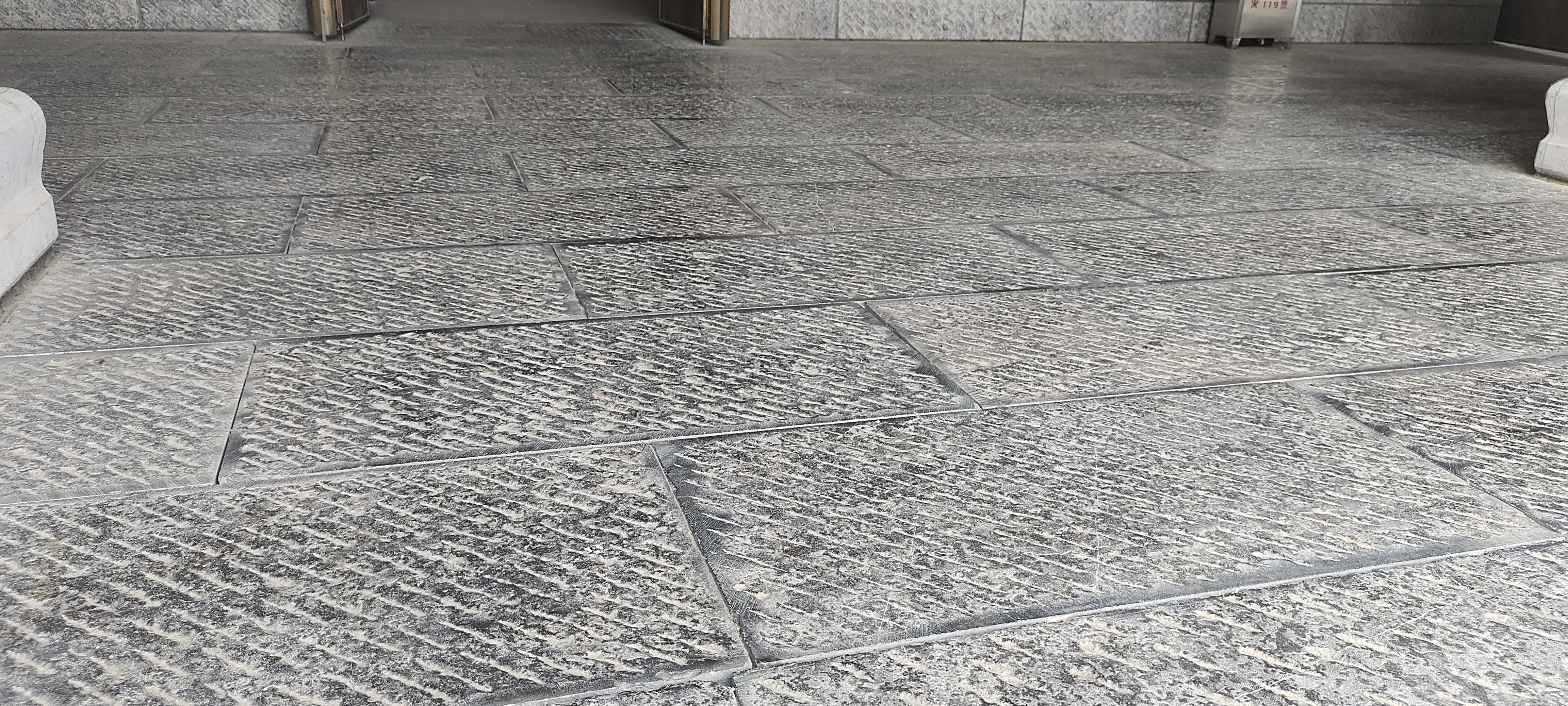 火烧面青石板材的美感,多图欣赏展示