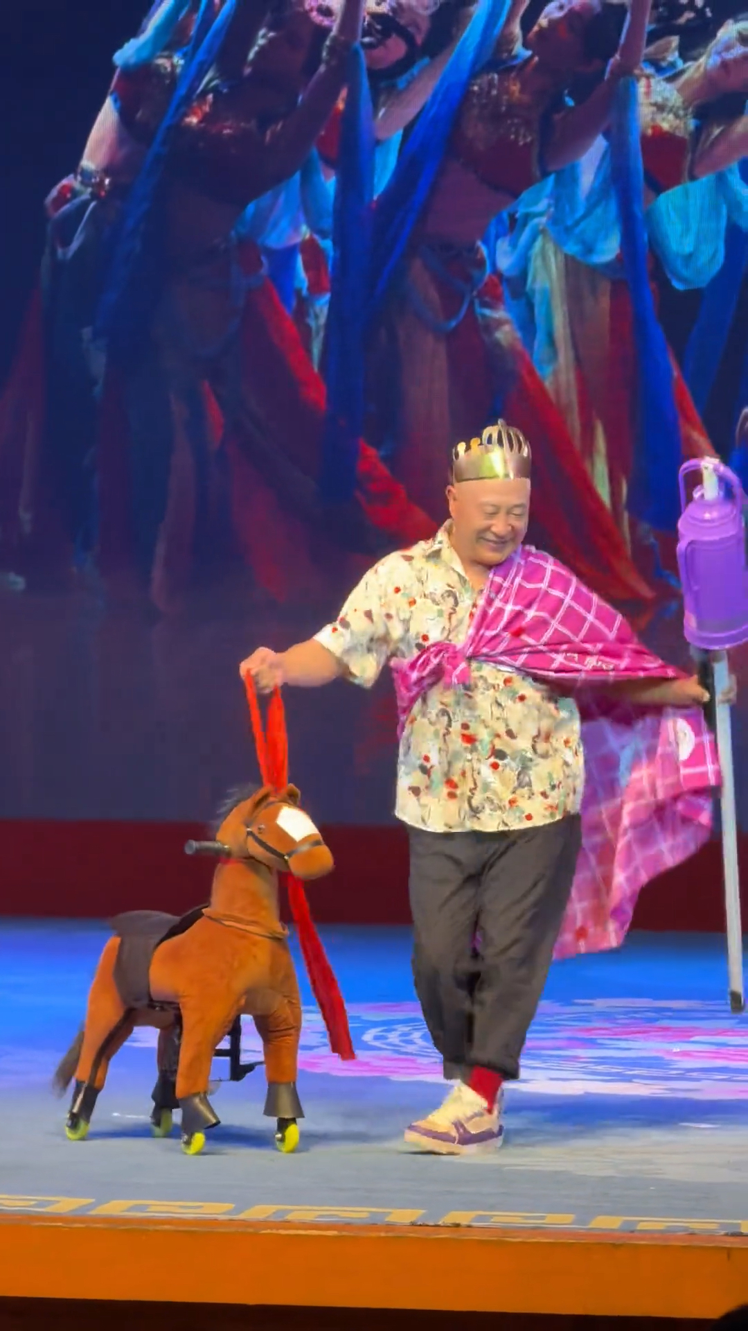 尼古拉斯赵四刘老根大舞台演出现场!