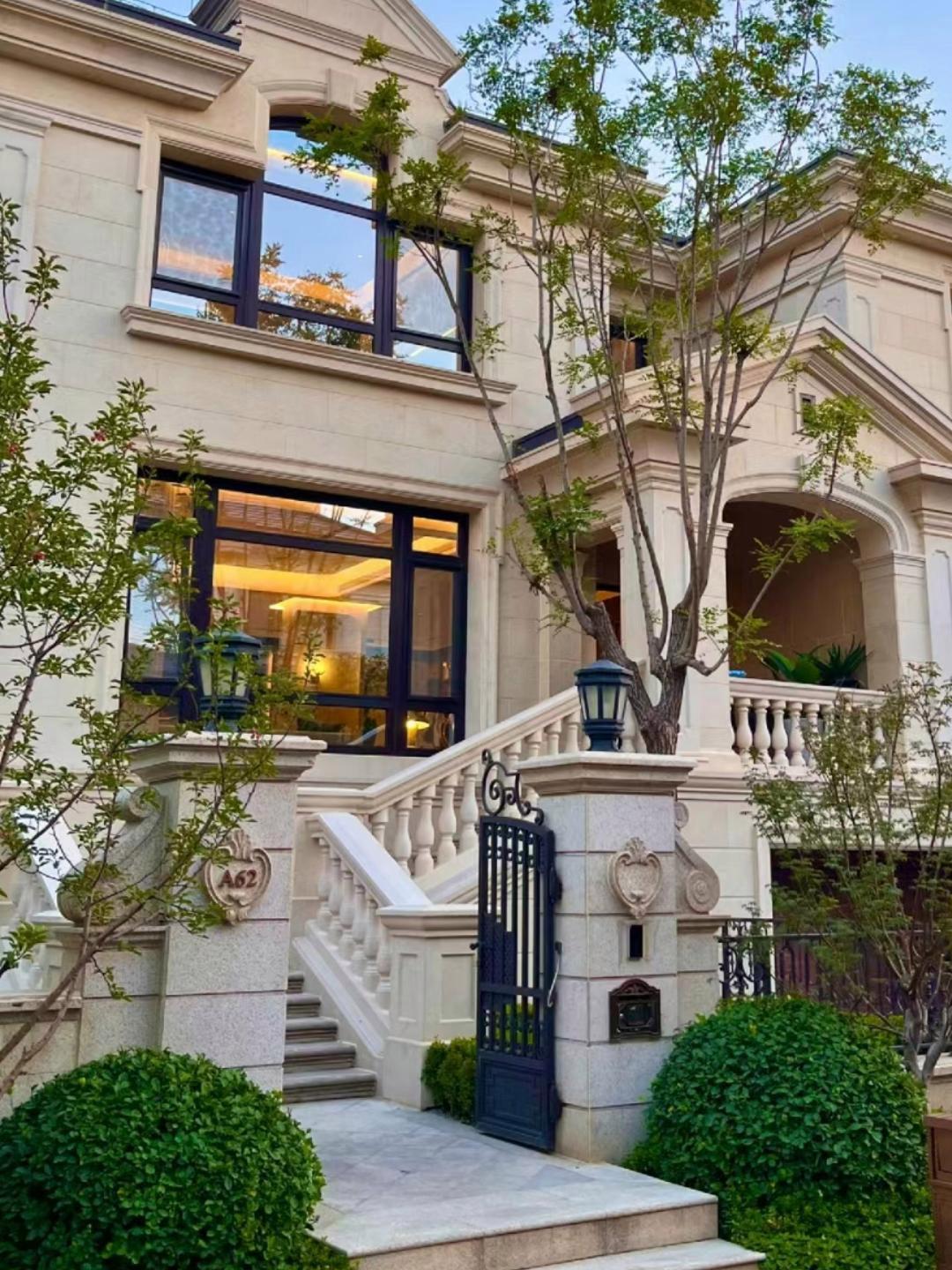 不应该继承,这些遗产应该给自己5岁的范冰冰豪宅别墅赵本山女儿的别墅