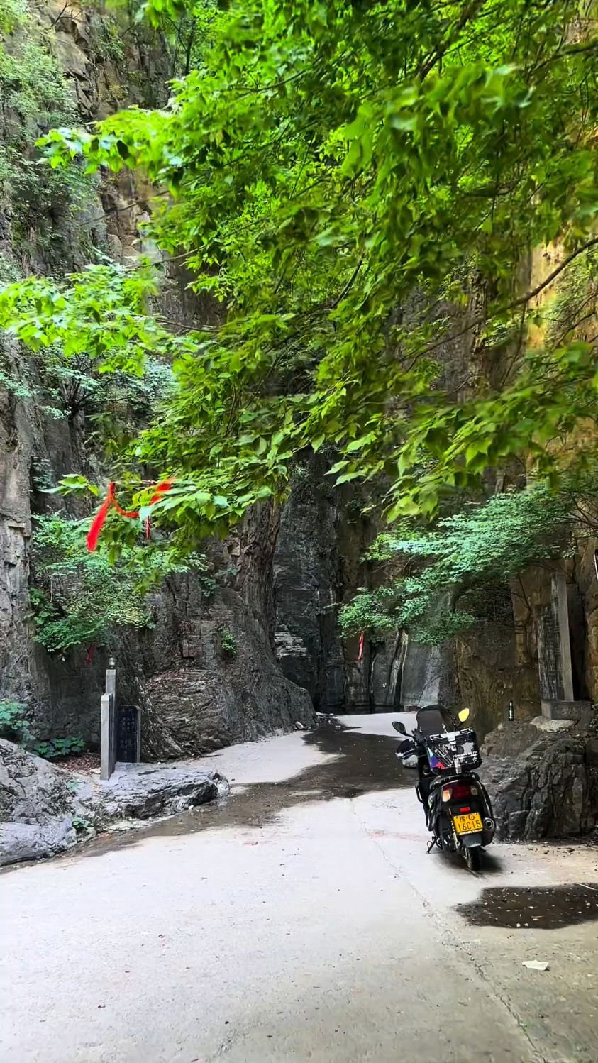 龙泉谷,又称"龙泉沟",位于林州市林淇镇南部