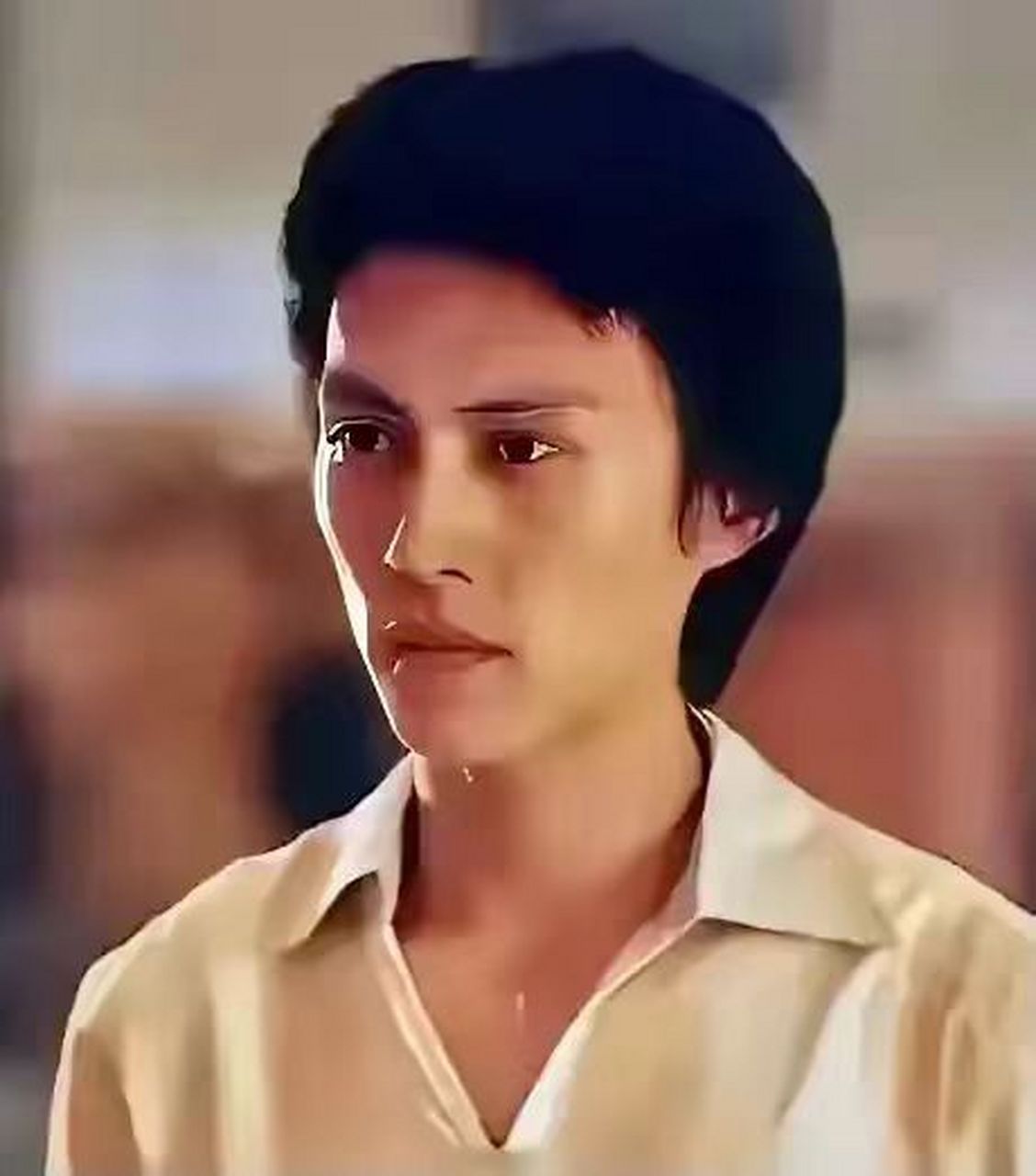 靳东年轻时好瘦呀,好丑呀,一点都谈不上帅!