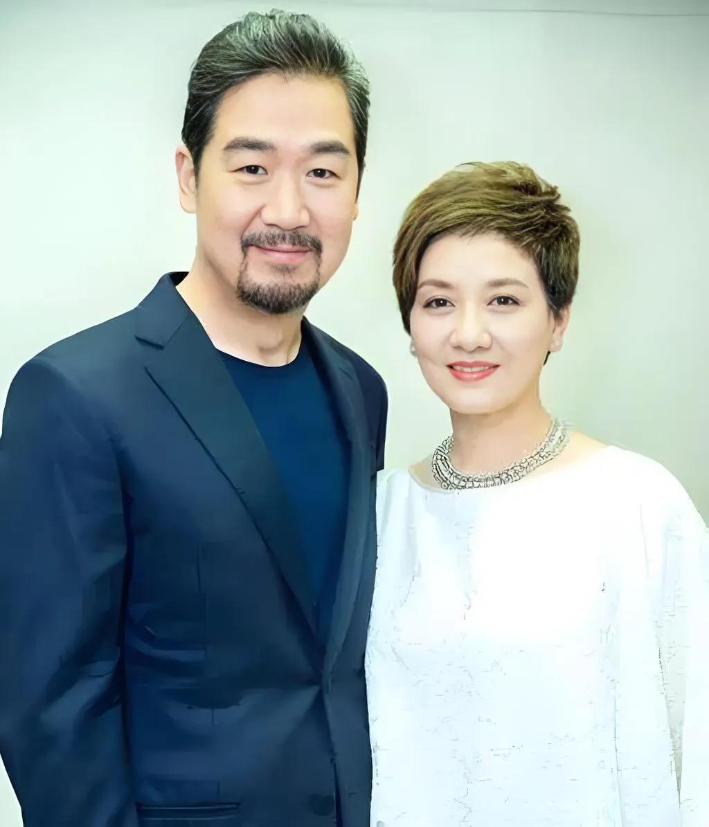 当年邓婕对张国立说:"北京奥森公园一定有前途,我们买1000平地吧,花个