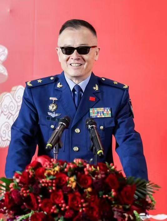 喜迎中国75华诞·华国中参加武鹏将军,程炯陶书画展并致欢迎词