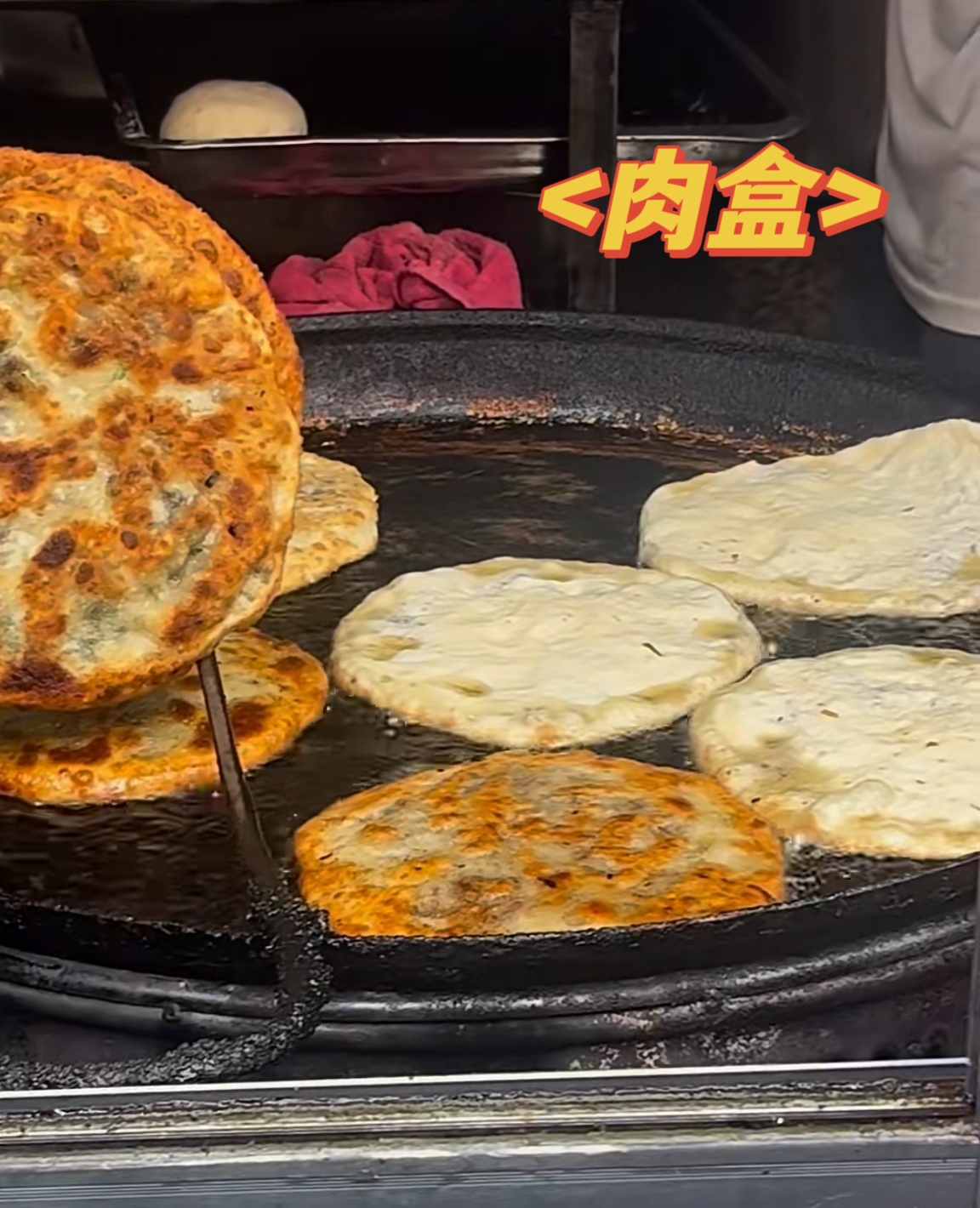 一大早那一条条小巷仿佛是神秘的宝藏地