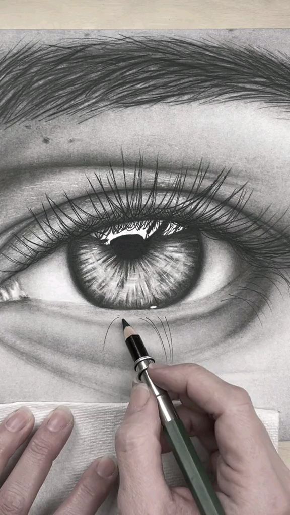 教大家如何画眼部睫毛